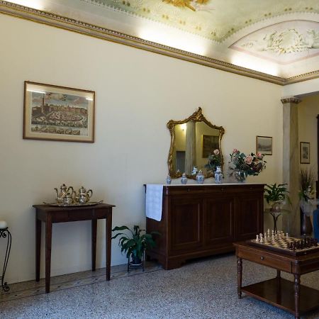 Residenza D'Epoca " Il Campo" By Francigenaapartments Siena Exterior foto